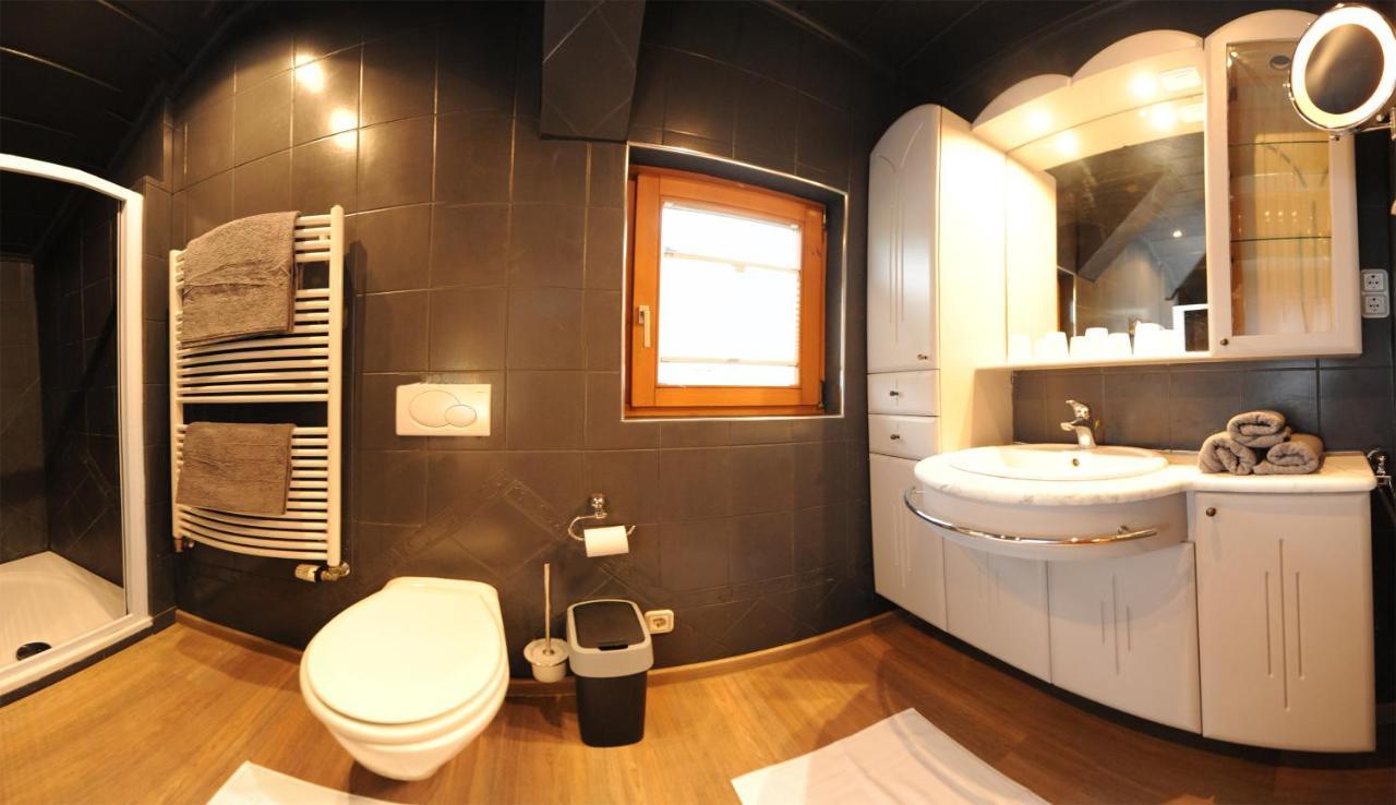 Chalet Gloria - Doppel- Und Mehrbettzimmer Bruck an der Grossglocknerstrasse Bagian luar foto