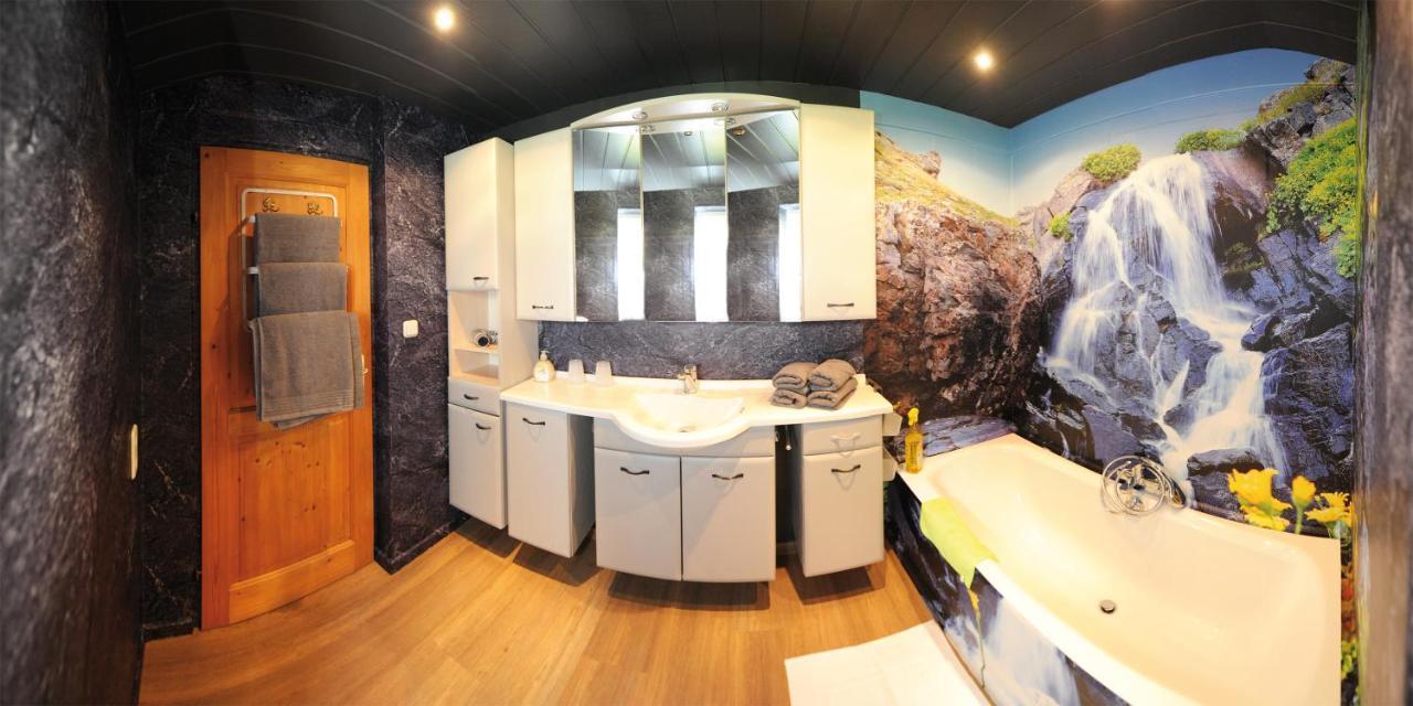 Chalet Gloria - Doppel- Und Mehrbettzimmer Bruck an der Grossglocknerstrasse Bagian luar foto