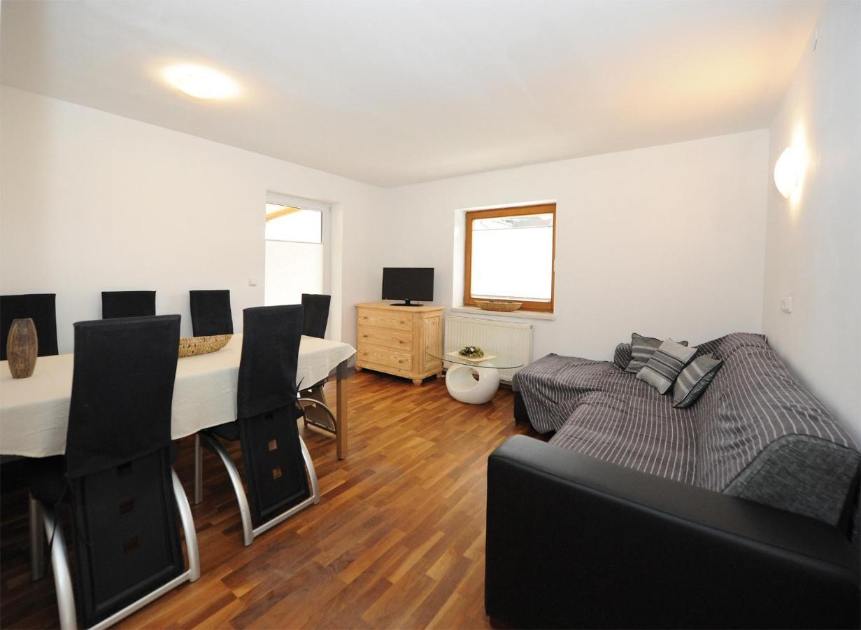 Chalet Gloria - Doppel- Und Mehrbettzimmer Bruck an der Grossglocknerstrasse Bagian luar foto
